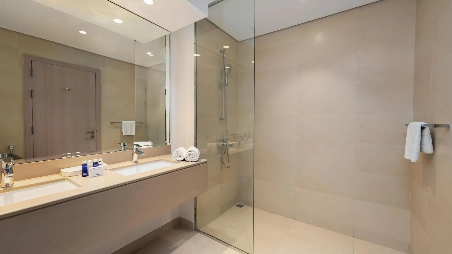 Maison Privee - Chic Apt On Yas Island Cls To All Main Attractions Abu Dhabi 0*,